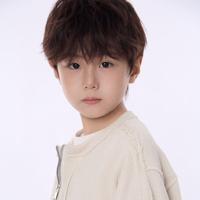 王子默