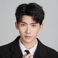 靳淏然