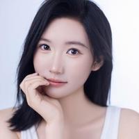 周静文