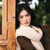 伍月