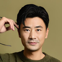 李易泽