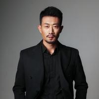 薛翼