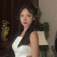 邓依灵