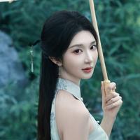 黄彤彤