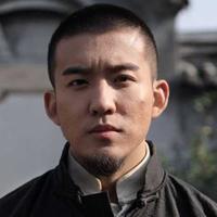阎论