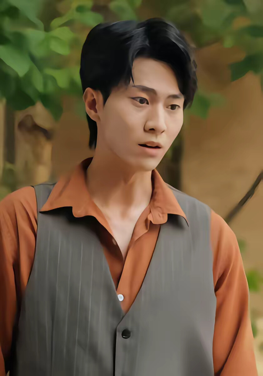 《下乡前我搬空了家举报了他》剧照