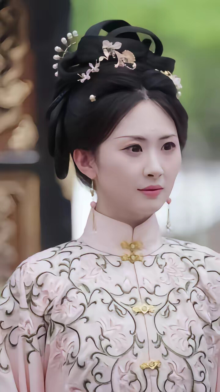 《月半明时》剧照