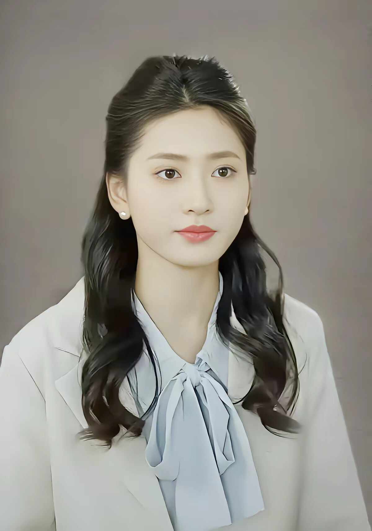 《职场新人不好惹》剧照