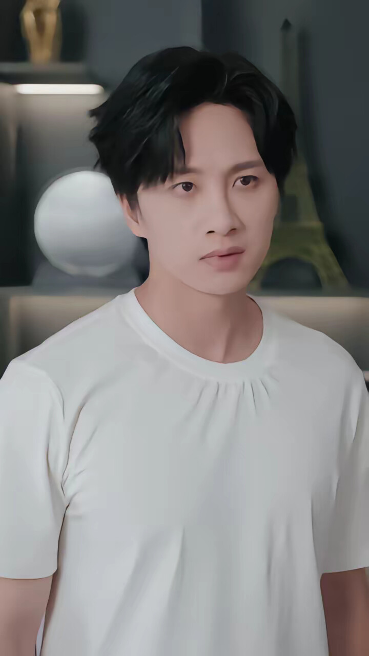 《净身出户后系统助我积累财富》剧照