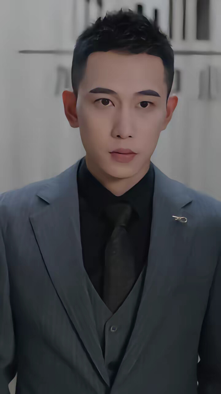 《病娇人设崩塌了》剧照