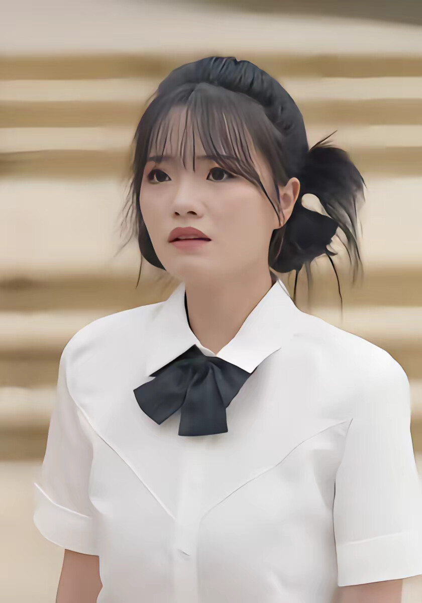 《开局和女神领证:激活宝箱系统》剧照