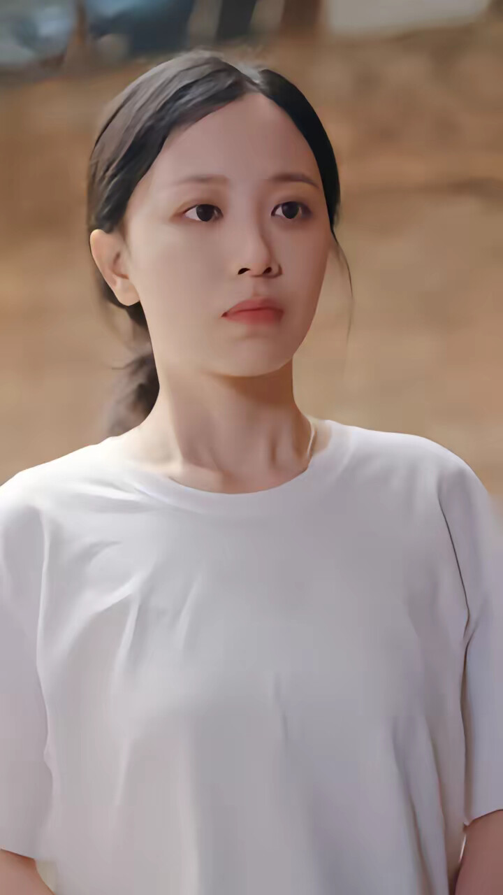 《摆摊十年，我竟是千金大小姐》剧照