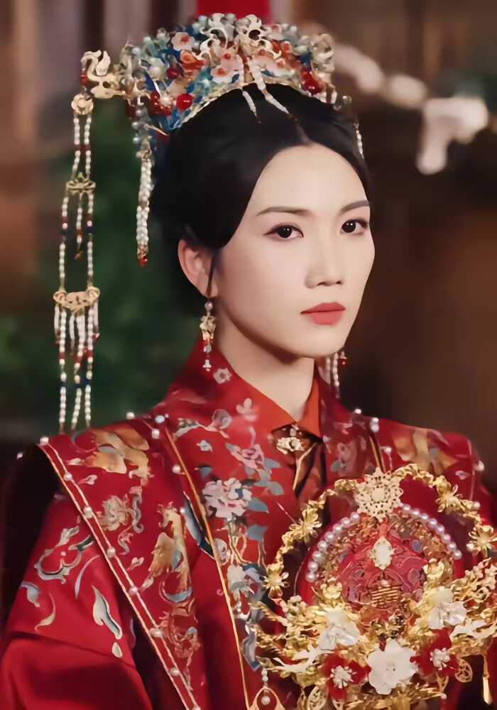 《重生回夫君大婚时,她逆风翻盘》剧照
