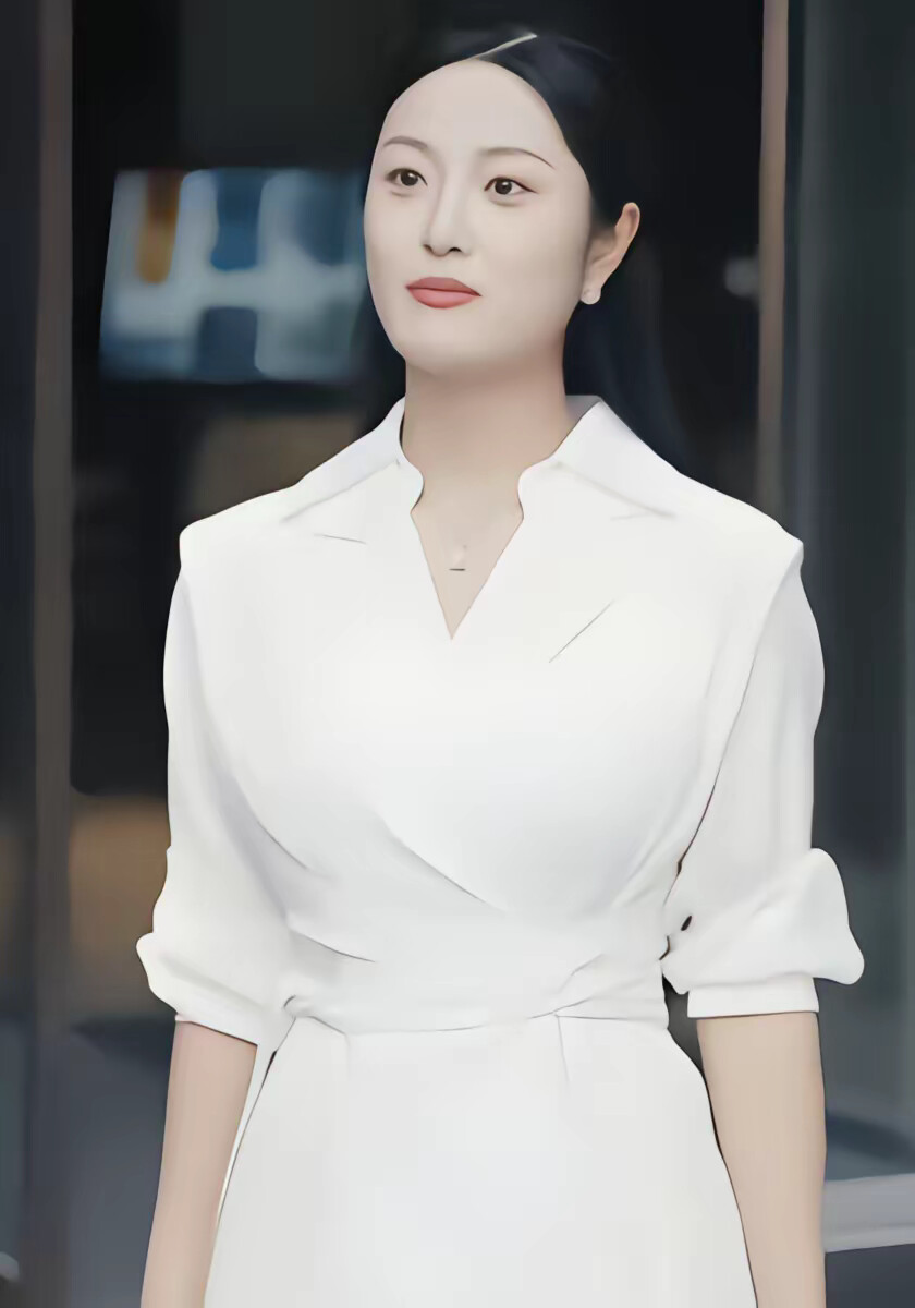 《双眼变异后,我开出了帝王绿》剧照