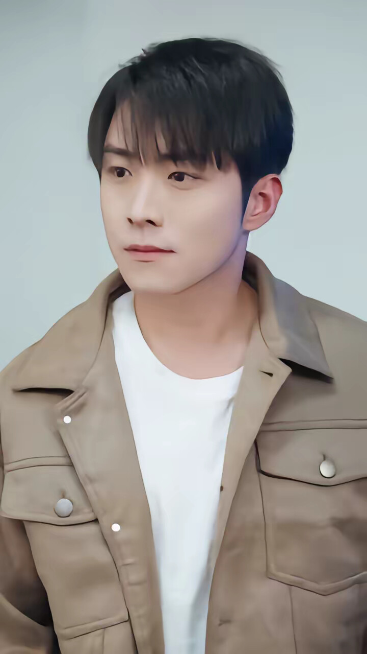 《末日换亲,我还是救世主》剧照