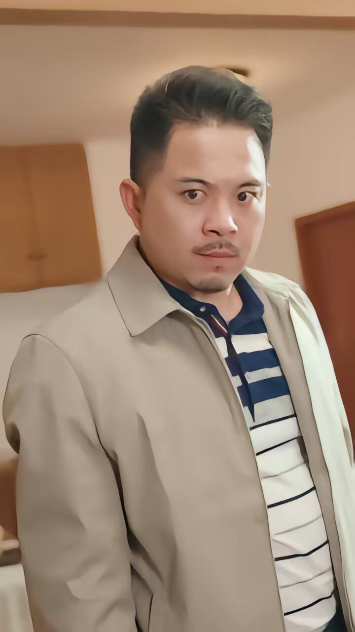 《重返十六岁渣爹干妈颤抖吧》剧照