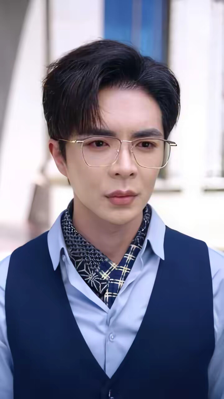 《乖宝听兽语,帅爸掌心宠》剧照