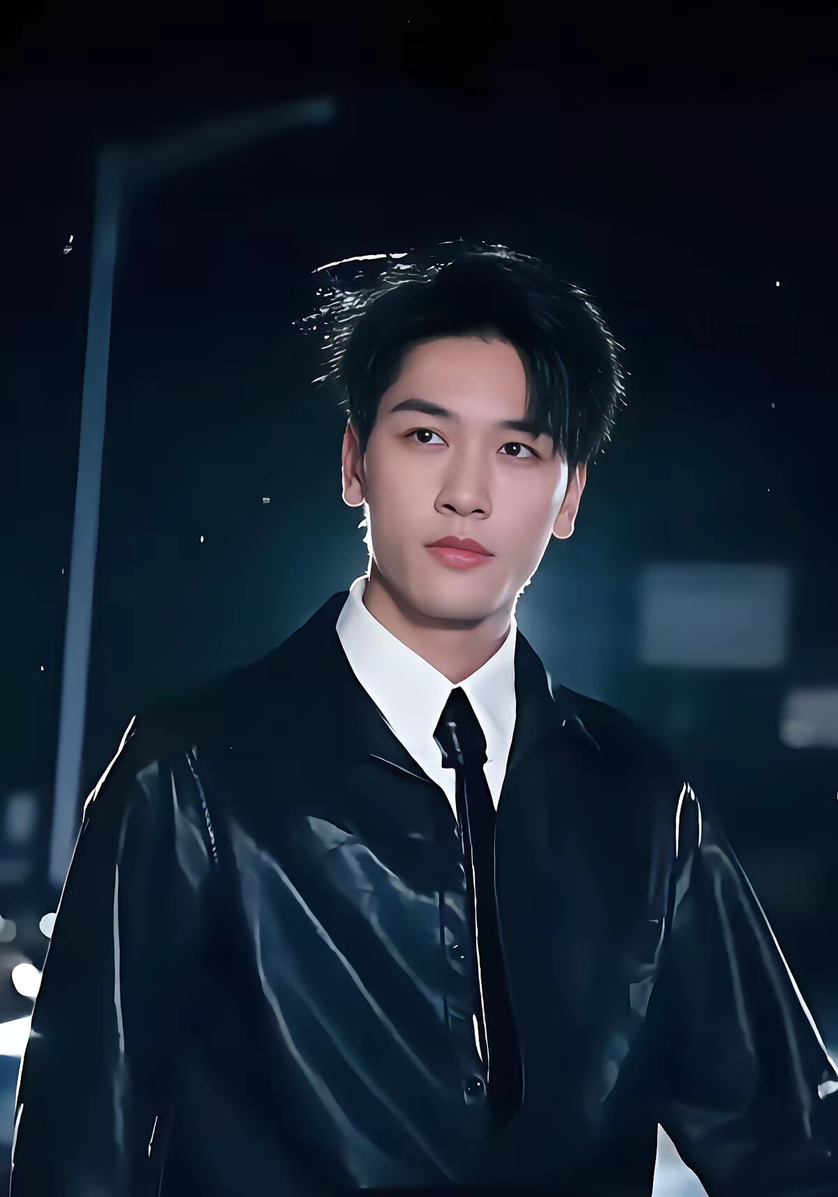 《我见明月多妩媚》剧照