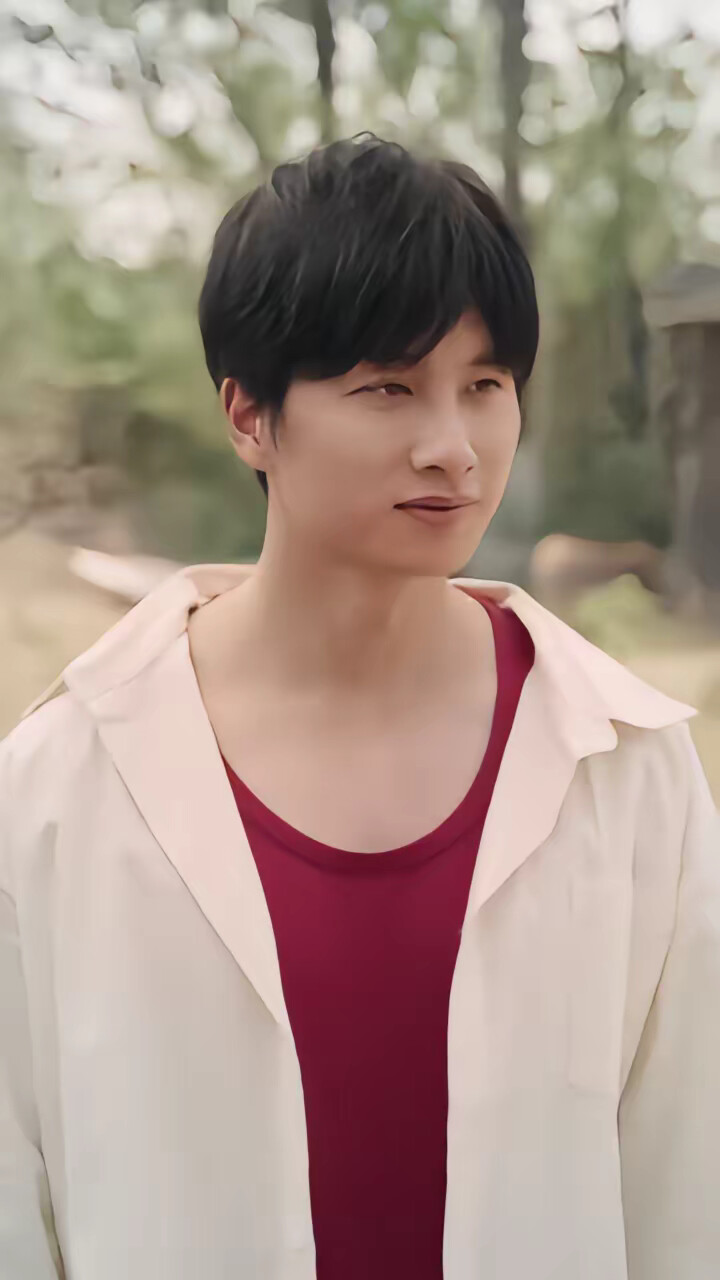 《重生七零:上山打猎,粮肉爆仓》剧照