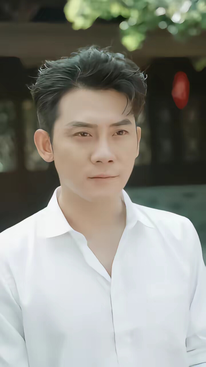 《修仙十年下山即无敌》剧照