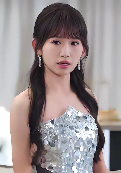 《让道!炮灰女配手拿剧本回来了》剧照