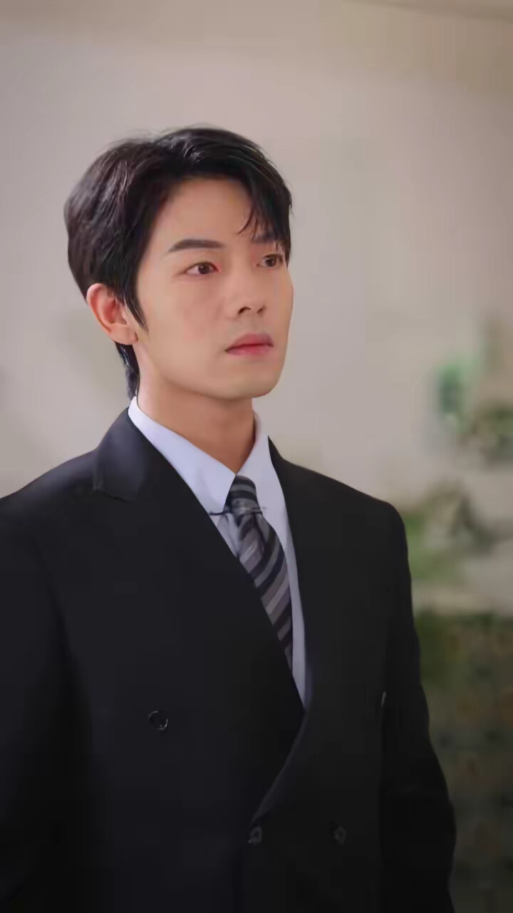 《总裁夫人来自农村第2部》剧照