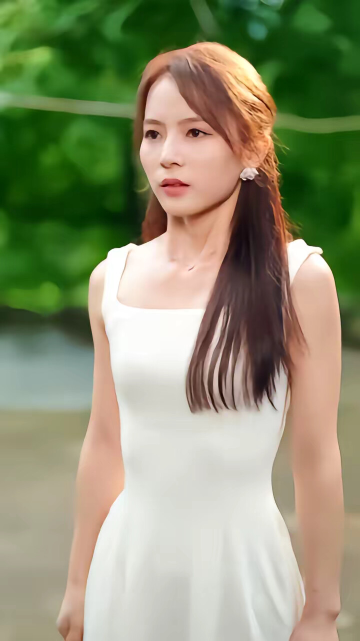 《我就种个地，怎么就无敌了》剧照