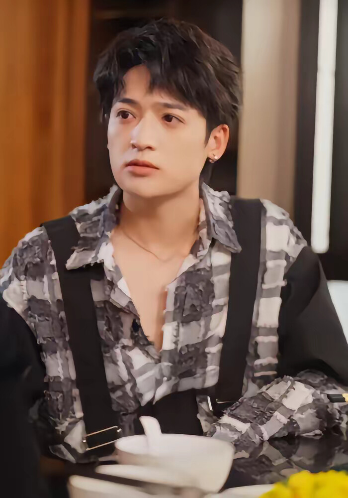 《全家偷听我心声,假千金心慌了》剧照