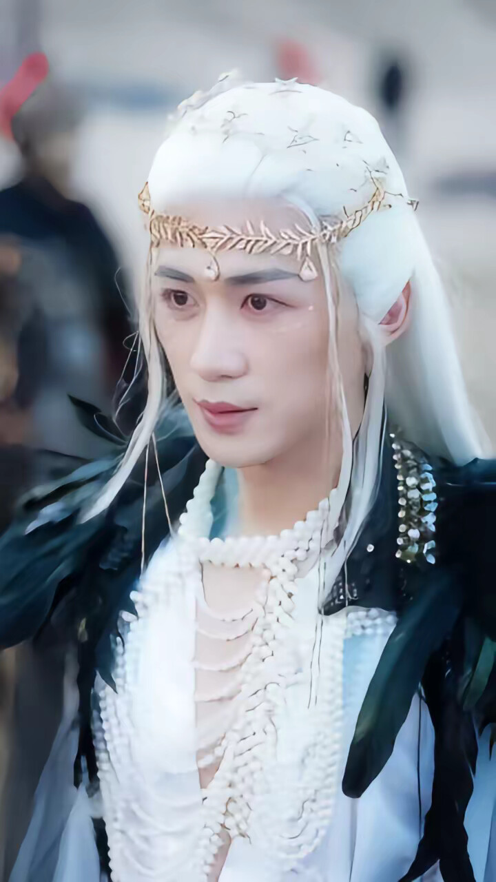 《人鱼夫君狂宠我，妹妹后悔哭了》剧照