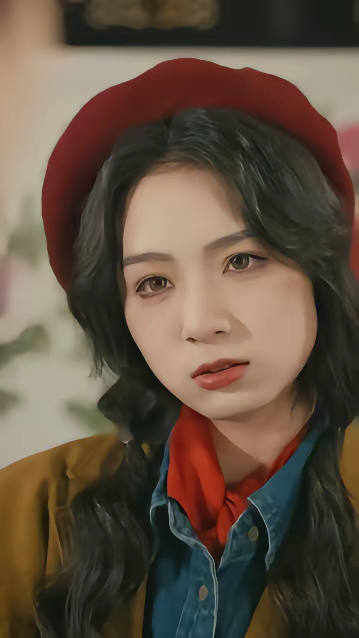 《重回1990,大婚当天我靠智能机逆袭!》剧照