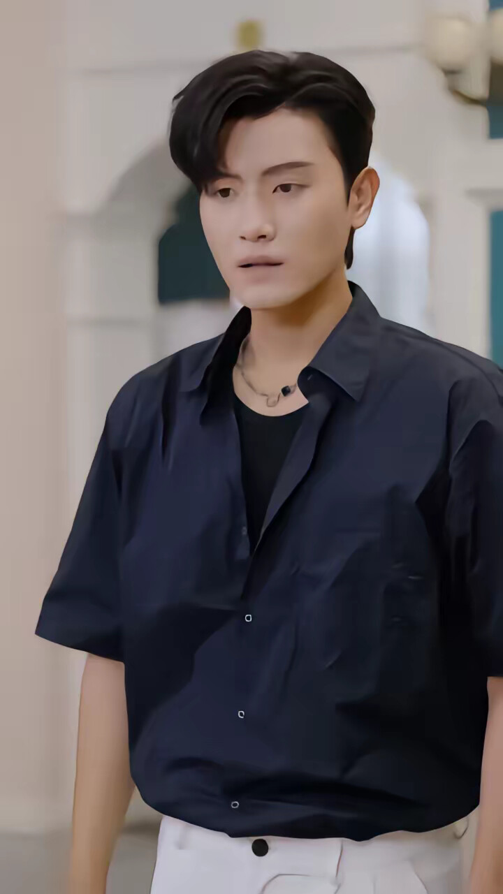 《觉醒透视眼后我发现一座矿脉》剧照