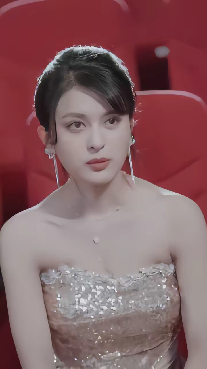 《分手后,歌坛天后要和我谈恋爱》剧照