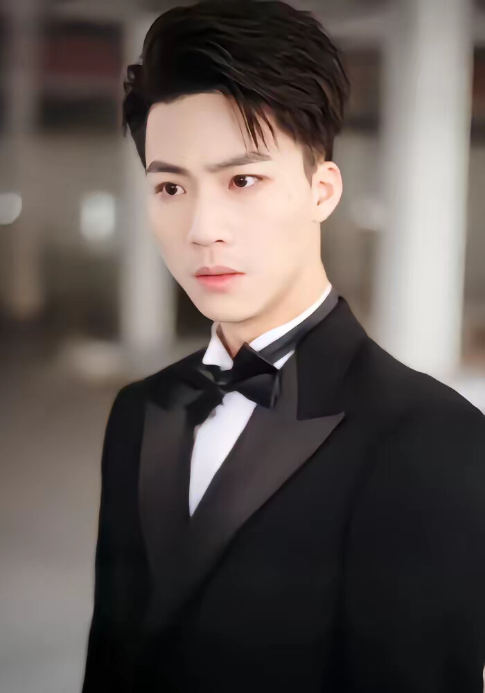 《她的腰肢》剧照