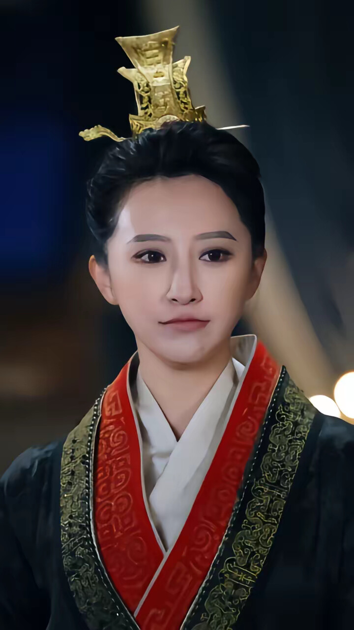 《我家大床通古代,被女帝偷听心声》剧照