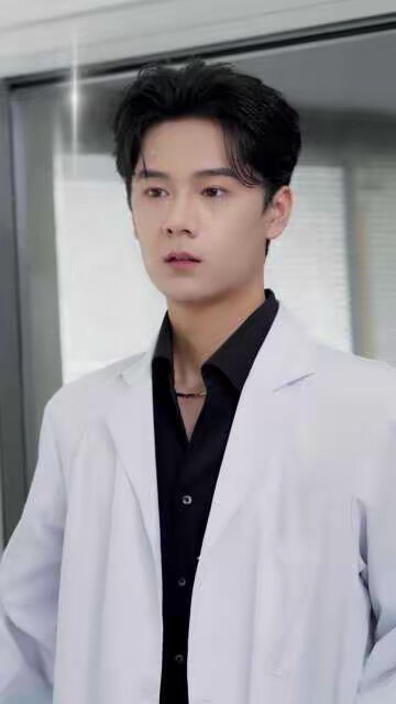 《寒舍出凤凰:妈妈,换我保护你》剧照