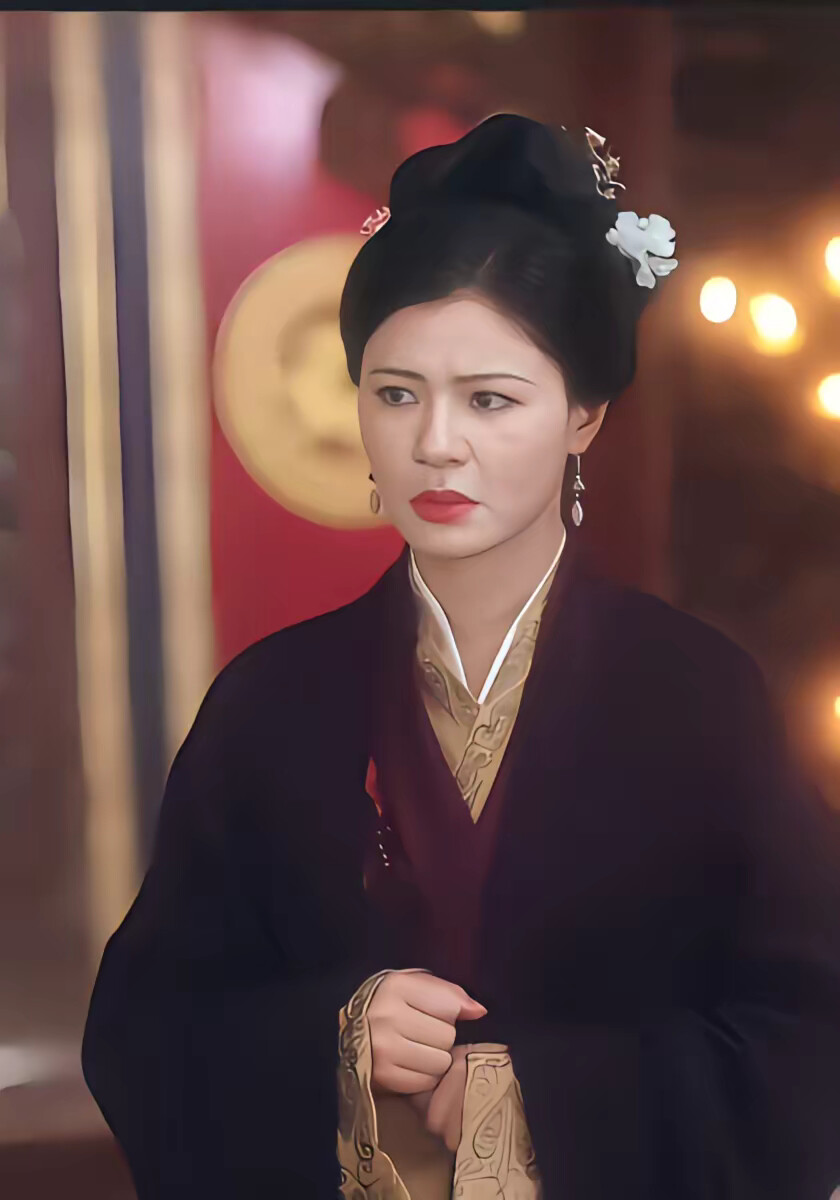 《福宝十岁,把纨绔爹爹养成皇帝啦》剧照