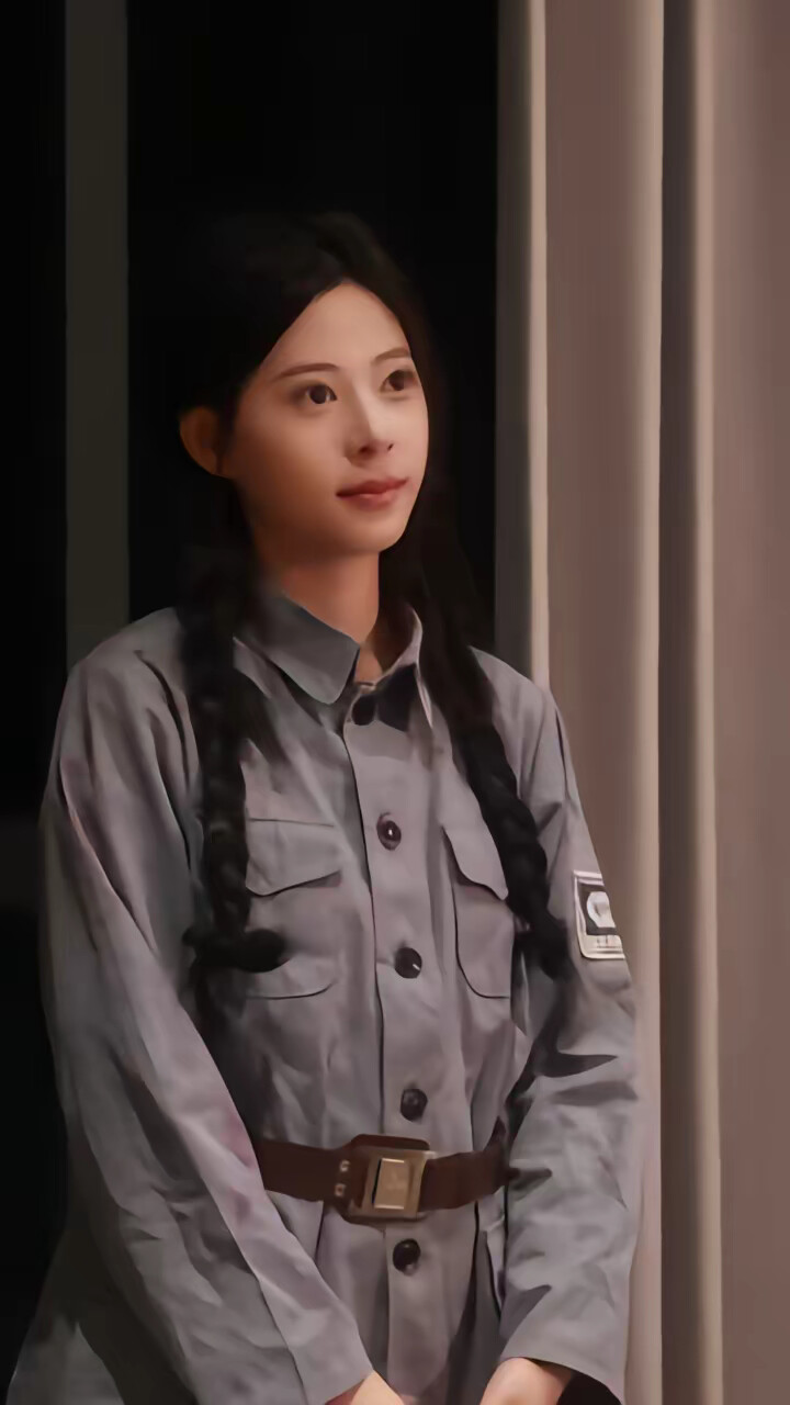 《她来自1941》剧照