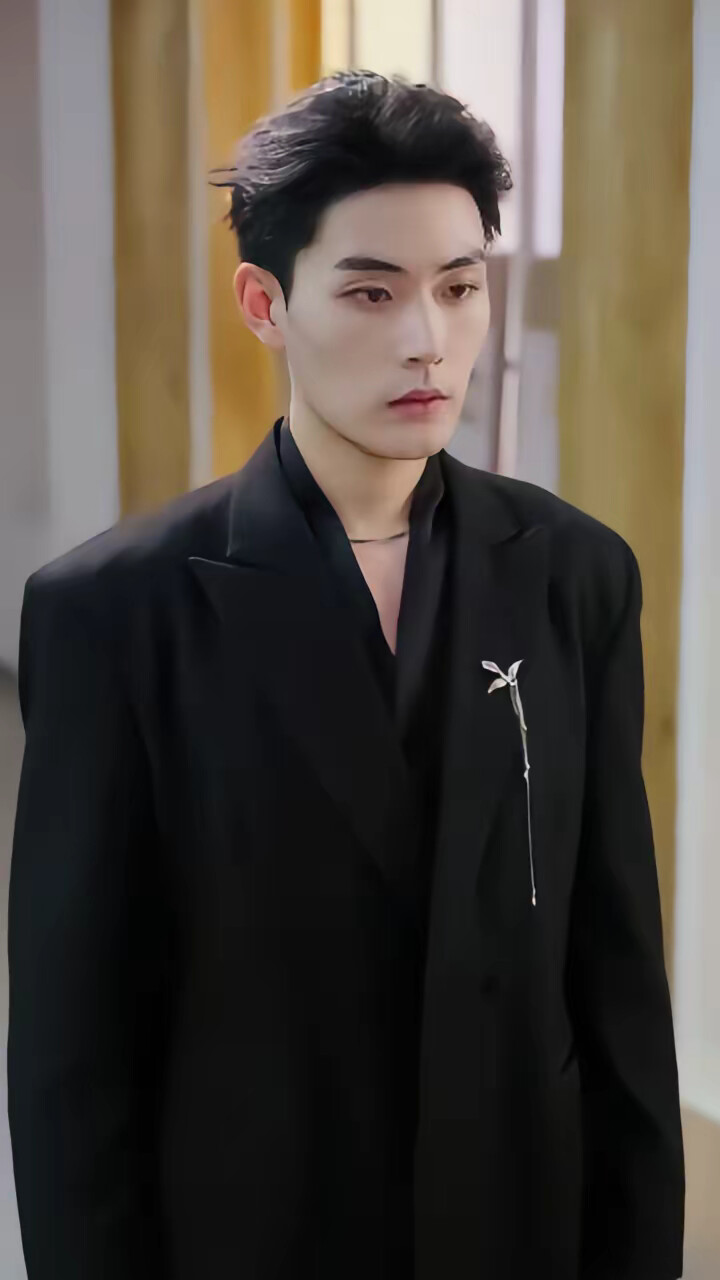 《贺总夫人的AA制生活》剧照