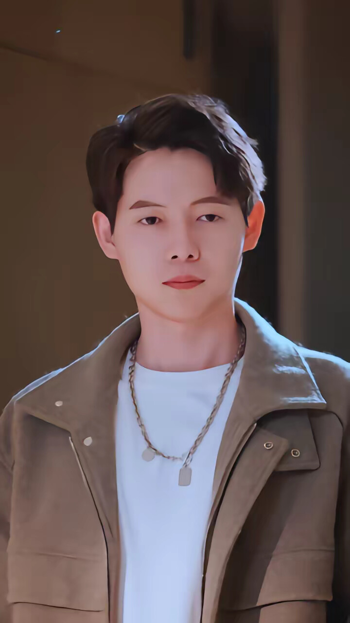 《系统刚激活,女神打来求救电话》剧照