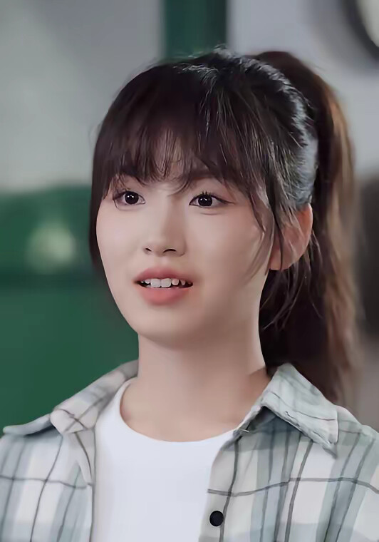 《当爱以星光为牢》剧照