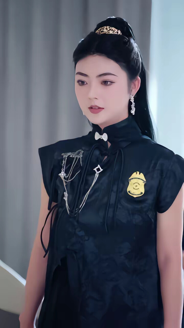 《退婚就崛起,未婚妻追悔莫及》剧照