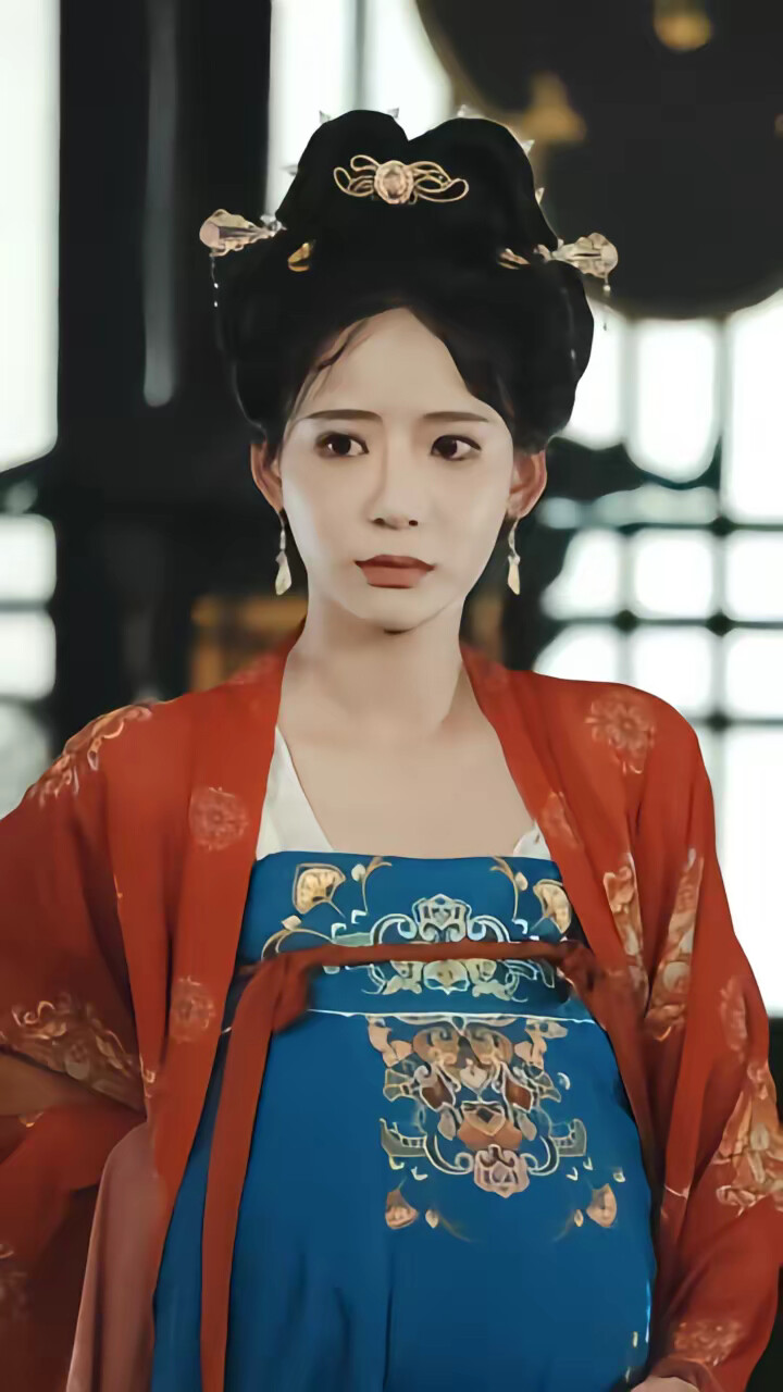 《王妃撩完就跑,王爷坐不住了》剧照