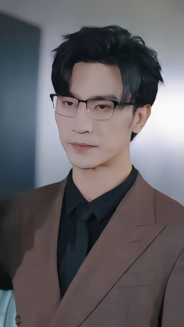 《摆摊十年，我竟是千金大小姐》剧照