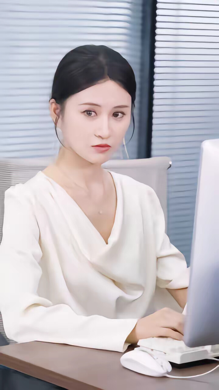 《闪婚天价老公》剧照