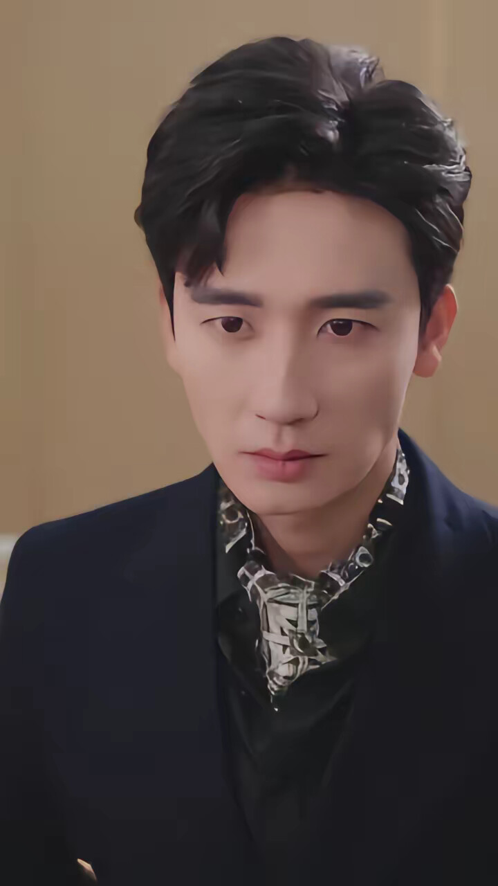 《深情陨落》剧照