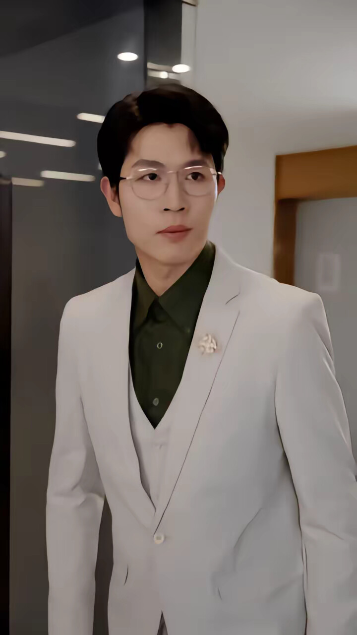 《净身出户女,竟是豪门嫡女》剧照