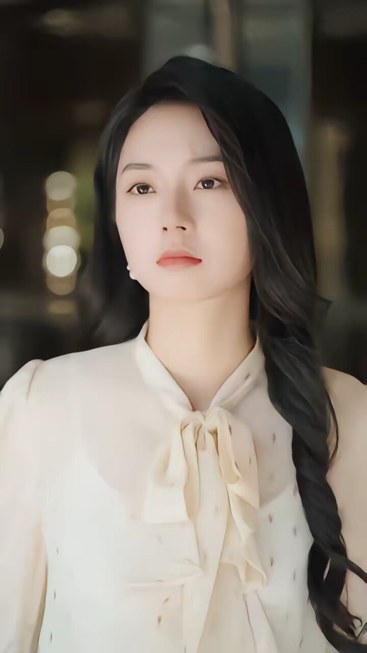 《被我捡回家的男人身价不菲》剧照