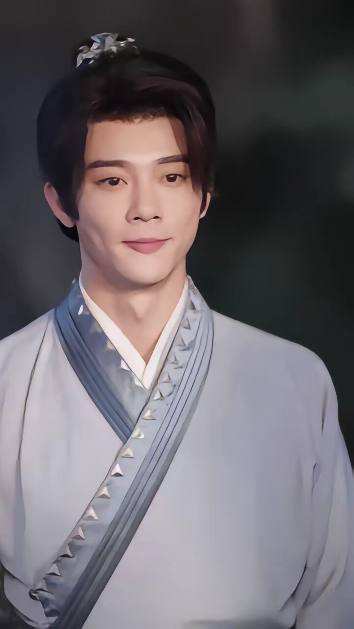 《穿越灾荒年,我带全村喝酒炫肉》剧照