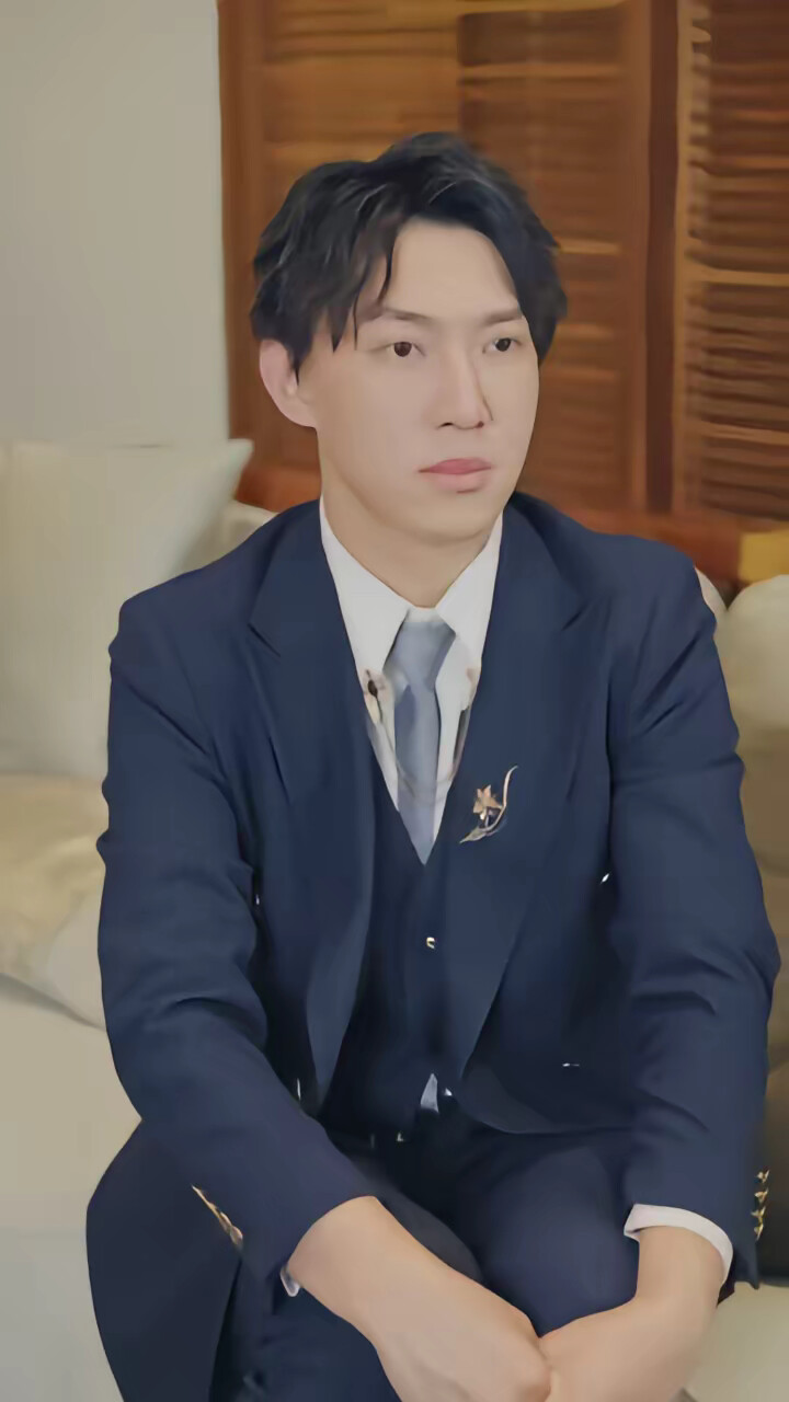 《女帝赠我万两金我替佳人守国门》剧照