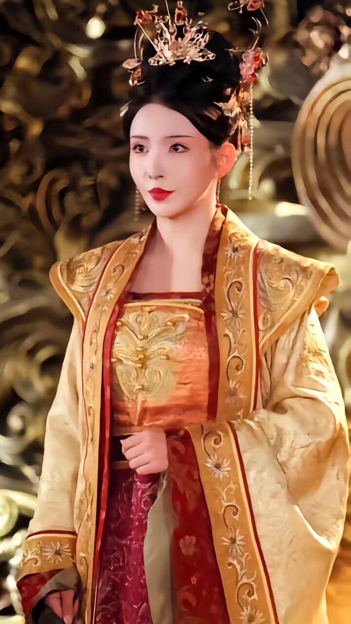 《让你穿越!你娶女帝当老婆》剧照